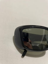 Load image into Gallery viewer, šVintage RAY-BAN SUNGLASSES (Bausch & Lomb) G31 #W2637