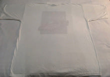Load image into Gallery viewer, ๐ Vintage FERRARI F-50 T-SHIRT Shell Gas Collezione *Adult Size XXL*