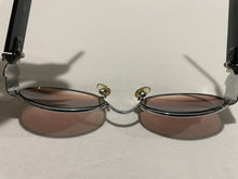Load image into Gallery viewer, 𤩠Vintage GLORIA VANDERBILT SUNGLASSES!