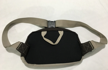 Load image into Gallery viewer, 💚 vintage THE NORTH FACE “Roo” Fanny Pack! Unisex