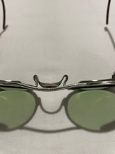 Load image into Gallery viewer, šAO AMERICAN OPTICAL SUNGLASSES #AOZ87 *Unisex Green Glass Frames*