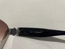 Load image into Gallery viewer, 𤩠Vintage GLORIA VANDERBILT SUNGLASSES!