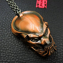 Load image into Gallery viewer, š¾ 2x ALIEN Vs. PREDATOR Necklace + Pendant