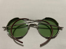 Load image into Gallery viewer, šAO AMERICAN OPTICAL SUNGLASSES #AOZ87 *Unisex Green Glass Frames*