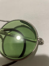 Load image into Gallery viewer, šAO AMERICAN OPTICAL SUNGLASSES #AOZ87 *Unisex Green Glass Frames*