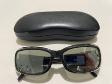Load image into Gallery viewer, šVintage RAY-BAN SUNGLASSES (Bausch & Lomb) G31 #W2637