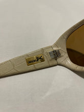 Load image into Gallery viewer, 🐊ANON Rufus CROCODILE POLARIZED SUNGLASSES! Unisex Rare Vintage Shades w/ Case!
