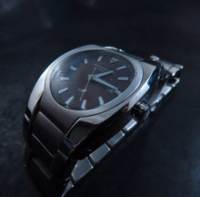 Load image into Gallery viewer, 🤎KENNETH COLE WATCH “New York” 41mm Large Stainless Steel
