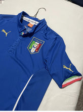 Load image into Gallery viewer, 🇮🇹 Puma ITALY Soccer Jersey *Adult Medium*
