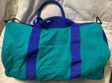 Load image into Gallery viewer, 😎 vintage RAY-BAN Duffle Bag

