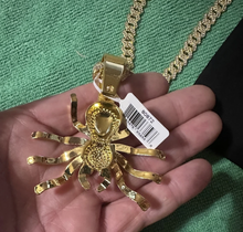 Load image into Gallery viewer, 🕷️ New! Rare INVICTA Spider Chain! 22” Cuban Style Necklace
