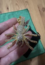 Load image into Gallery viewer, 🕷️ New! Rare INVICTA Spider Chain! 22” Cuban Style Necklace
