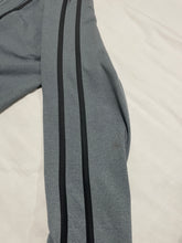 Load image into Gallery viewer, 🍋 unisex LULUMON Jacket! UNISEX *Adult Size Med/Large*
