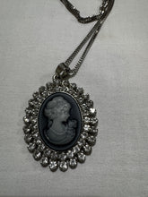 Load image into Gallery viewer, 🫖 3x women’s CAMEO STYLE NECKLACES + EARRINGS! Free Shipping! 🙂

