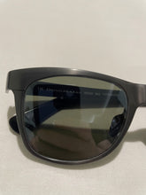Load image into Gallery viewer, 🇯🇵DKNY Donna Karan SUNGLASSES #9602S unisex Titanium Frames *Made in JAPAN*
