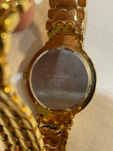 Load image into Gallery viewer, 💛 PIERRE CARDIN 31mm Diamond WATCH!
