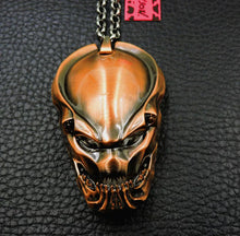 Load image into Gallery viewer, 👾 2x ALIEN Vs. PREDATOR Necklace + Pendant
