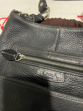 Load image into Gallery viewer, 💚 COACH “Penelope” PURSE
