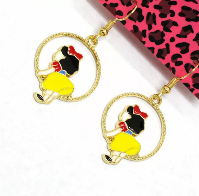 🖤Snow White Earrings