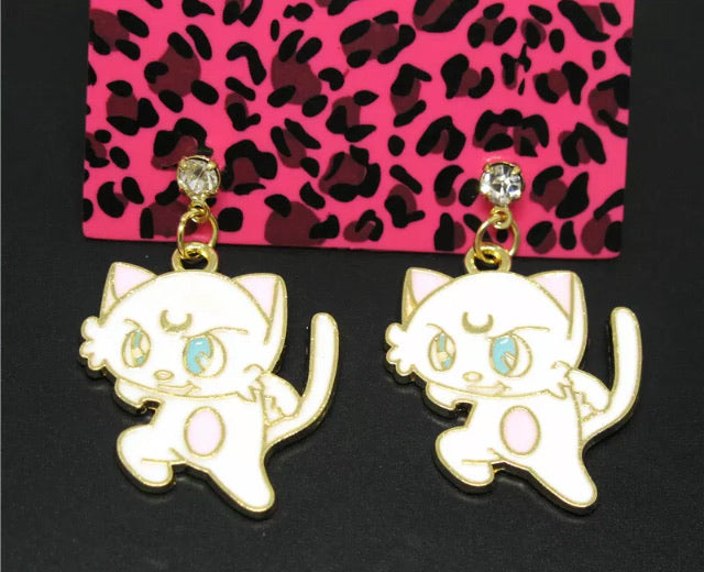 🐱Sailor Moon LUNA Cat Earrings by: Betsey Johnson