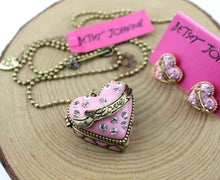 Load image into Gallery viewer, 💘Heart Locket Necklace w/ Ring Inside &amp; Earrings
