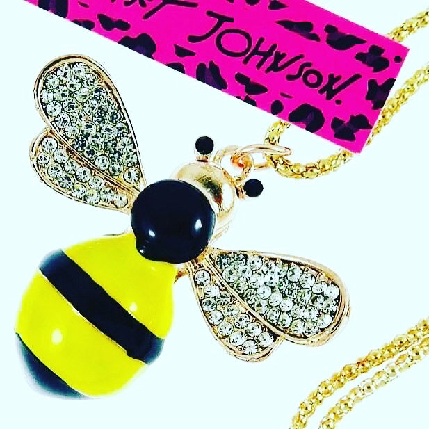 🐝Honey Bee Necklace