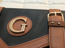 Load image into Gallery viewer, 👜Vintage Guess Purse
