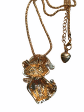 Load image into Gallery viewer, 🐈Christmas Cat Necklace &amp; Brooch
